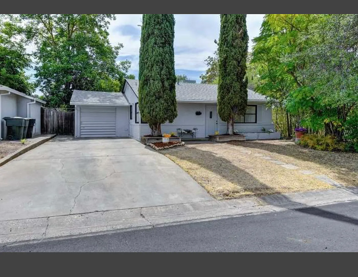 3308 Windsor Dr #1 photo 1