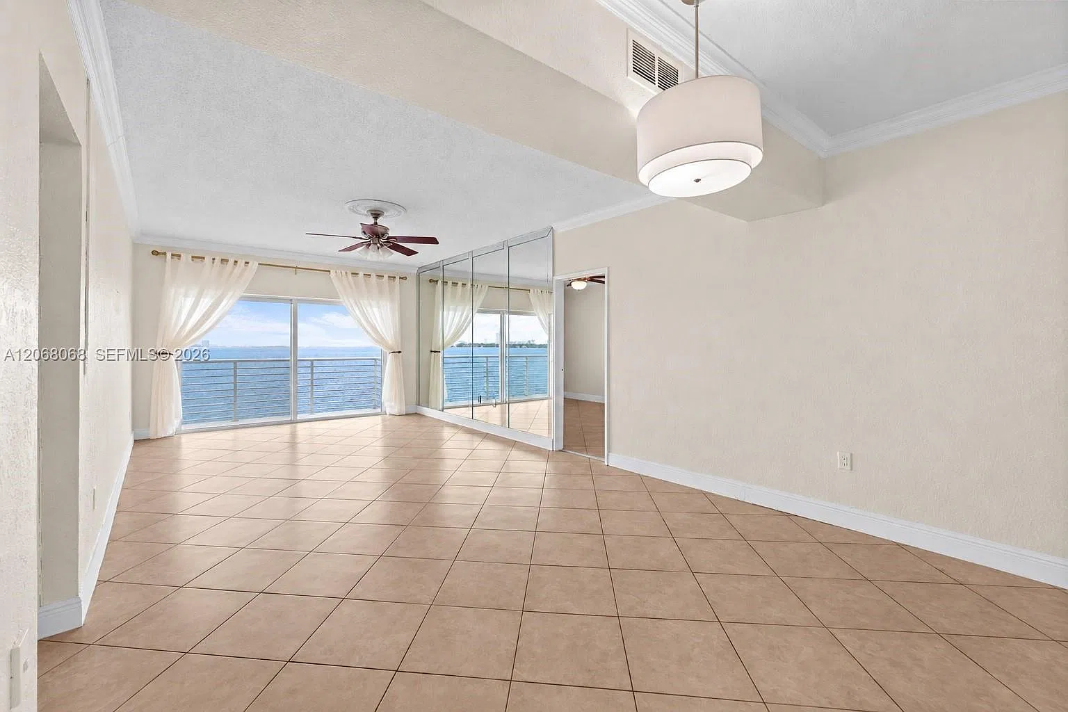 Treasure Bay Club Condo — Photo 4
