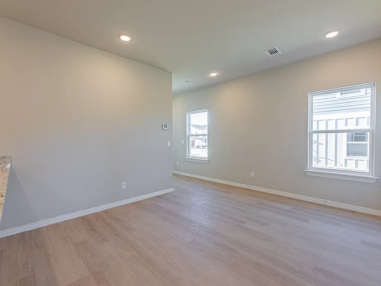 1408 SW Casuarina Dr #2 — Photo 4