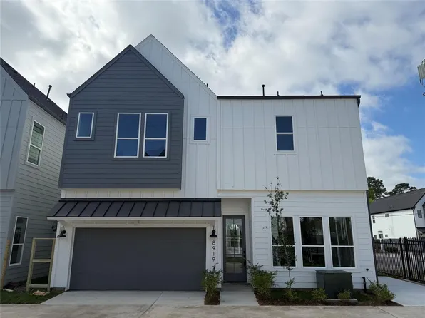 8916 Sunshine Laverne Ln, Houston, TX