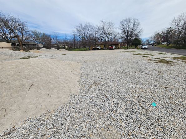12 & 13 Edison St, Bridgeport, TX 76426