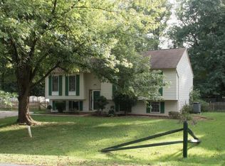 67 Briarwood Dr, Fredericksburg, VA 22405