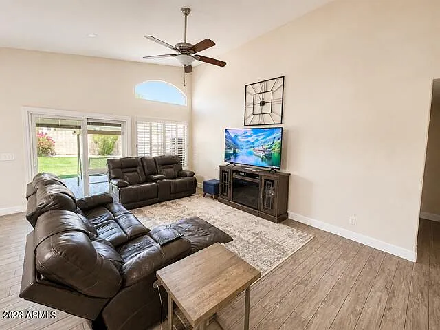 9854 W Irma Ln — Photo 14