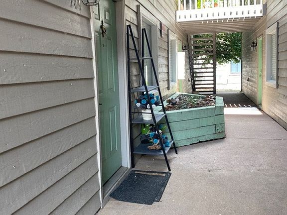 3rd image of 3600 S Pierce St APT 5-101