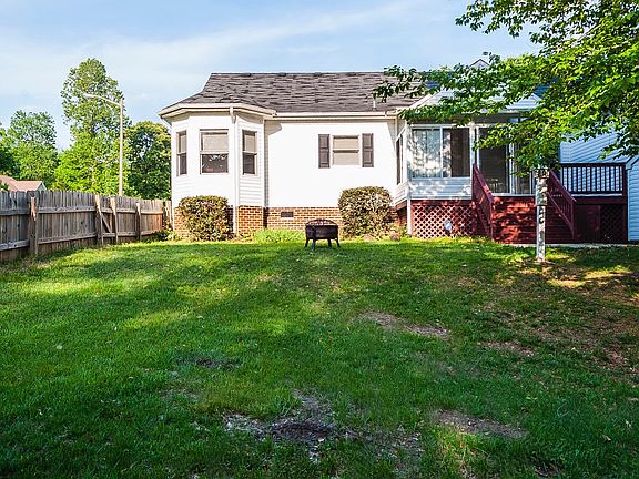 4th image of 1300 Mill Oak Ct