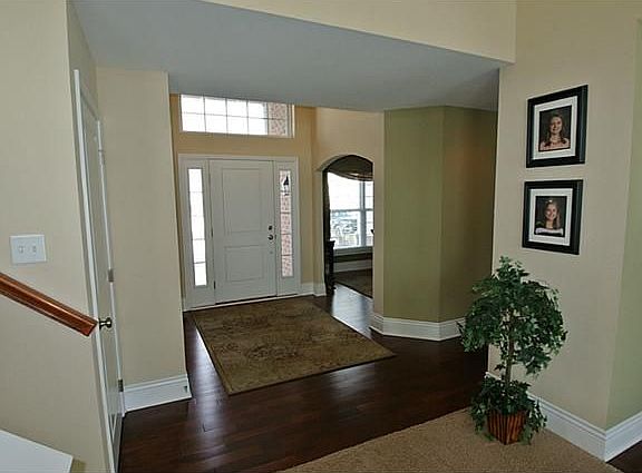 3rd image of 3225 Sterlingwood