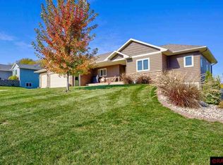153 Shoreview Dr, Elysian, MN 56028