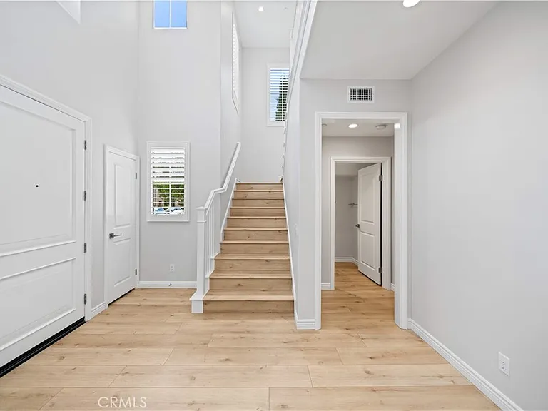 63 Darby — Photo 5