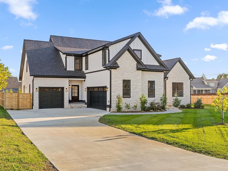 1st image of 2208 Launcelot Rd