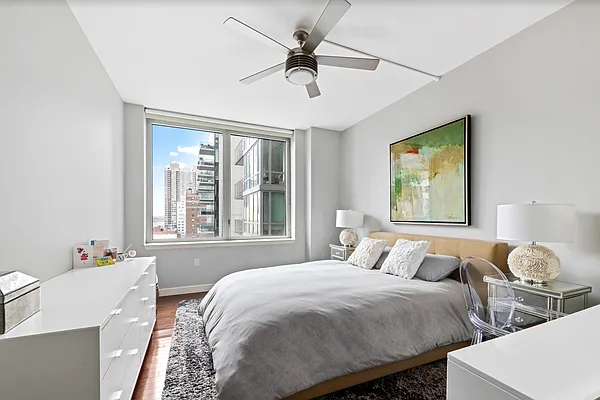 Sold by Compass | media 3