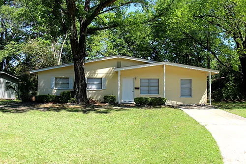 2110 Melanie Dr Photo 1