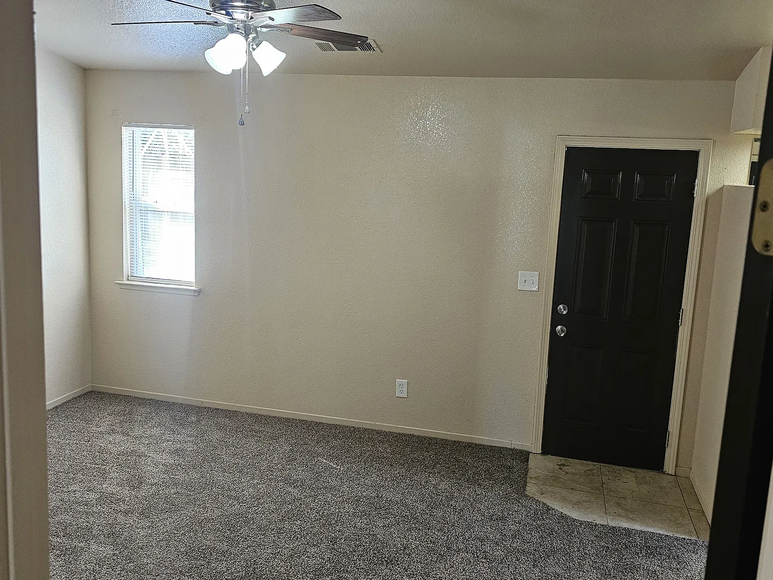 3 bed, 1510 sqft, $2,250 — Photo 3