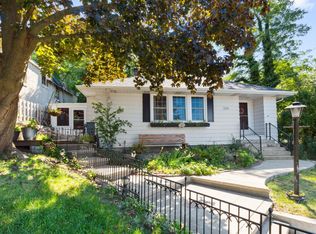123 Lake Shore Dr, Michigan City, IN