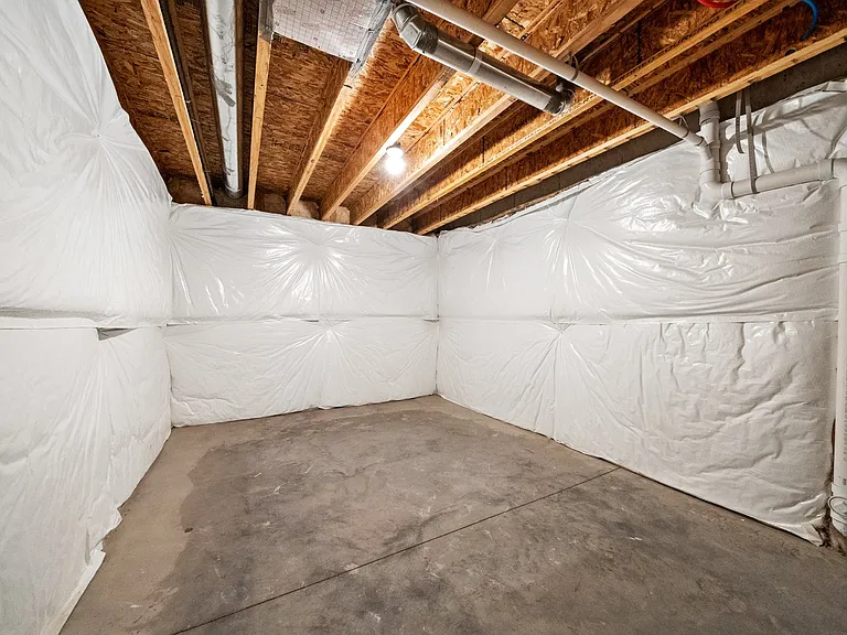 8197 Mockorange Hts — Photo 48