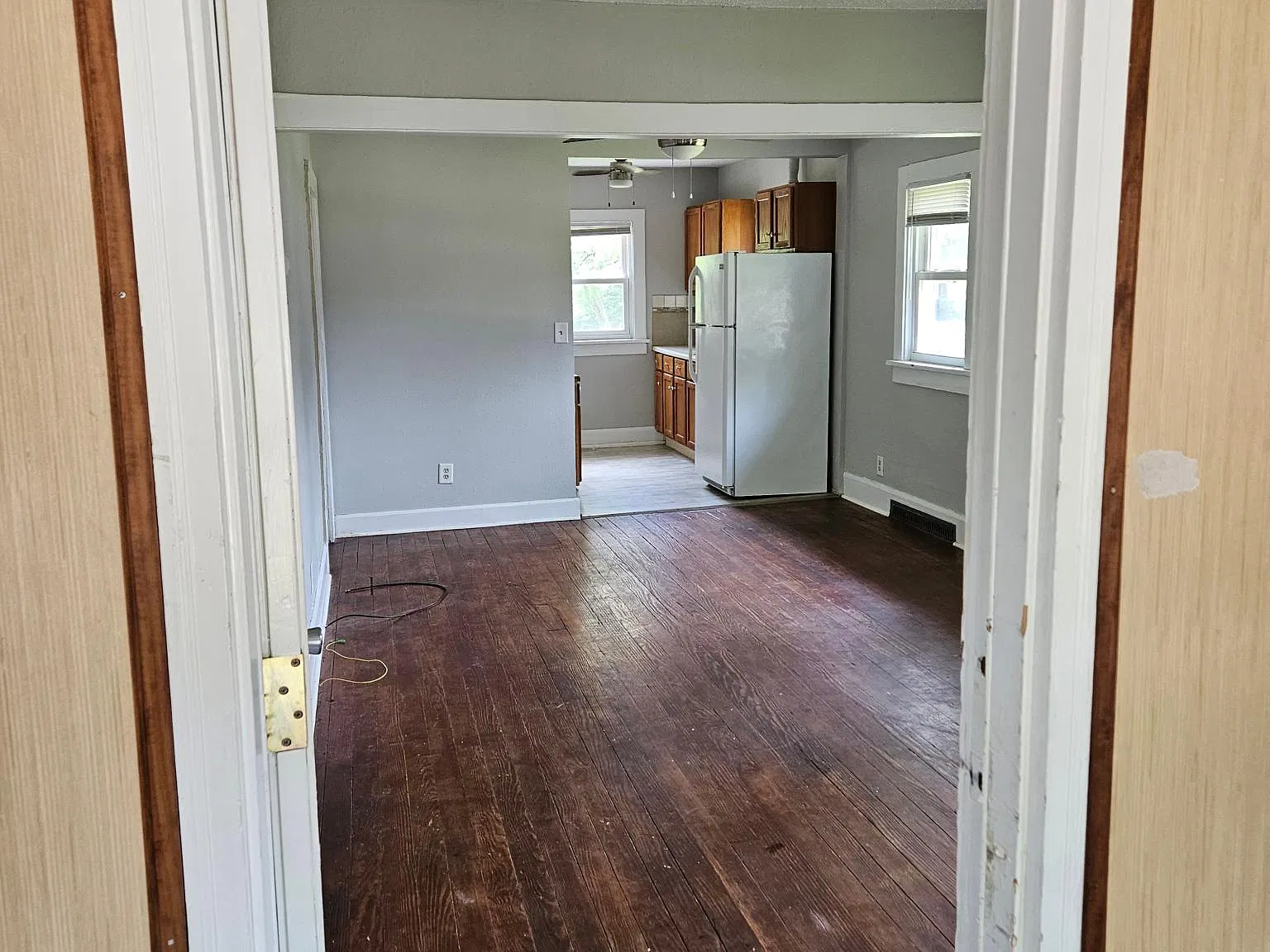 3509 E 32nd Street — Photo 3
