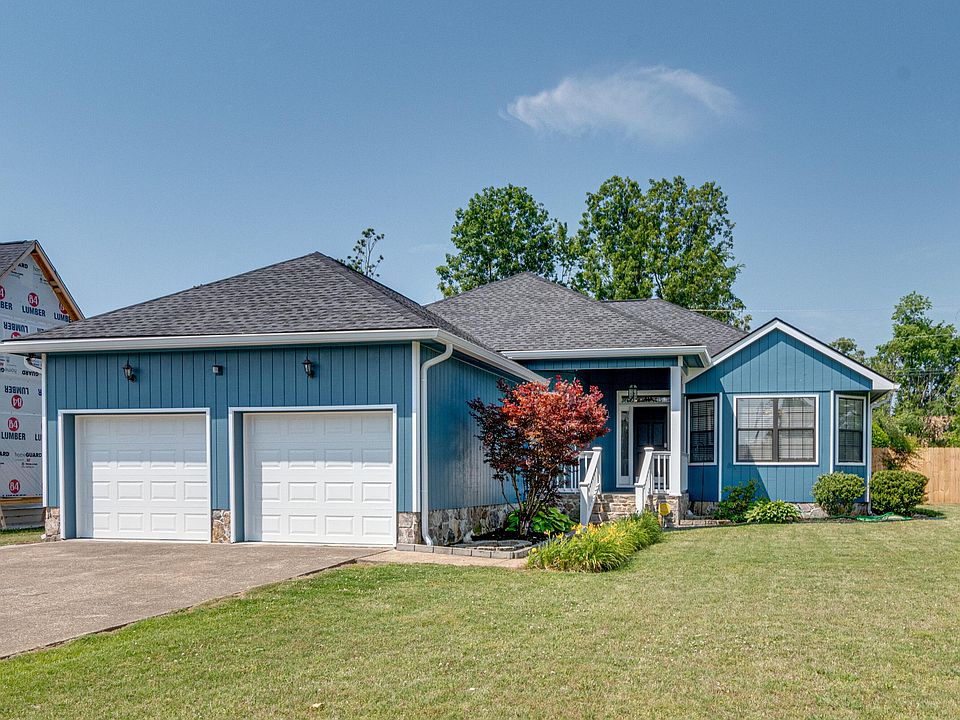 1st image of 2119 Peterson Dr