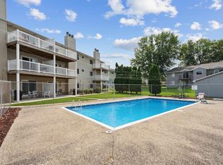 218 W Park Ln, Waterloo, IA 50701