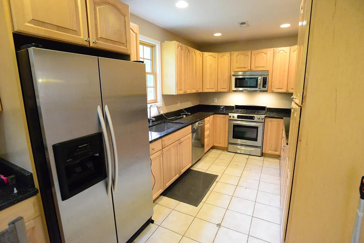 605 Gist Ave — Photo 4