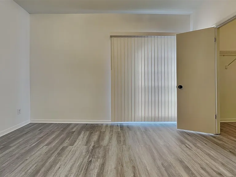 6500 Harbor Town Dr #3208 — Photo 6