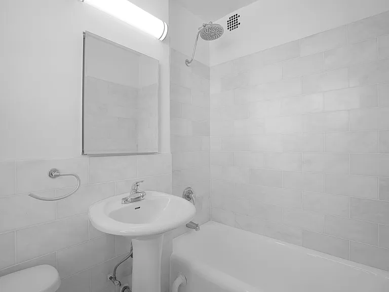 24 5th Ave #1630 — Photo 9