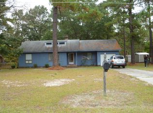 12441 Pineview Dr, Laurinburg, NC 28352