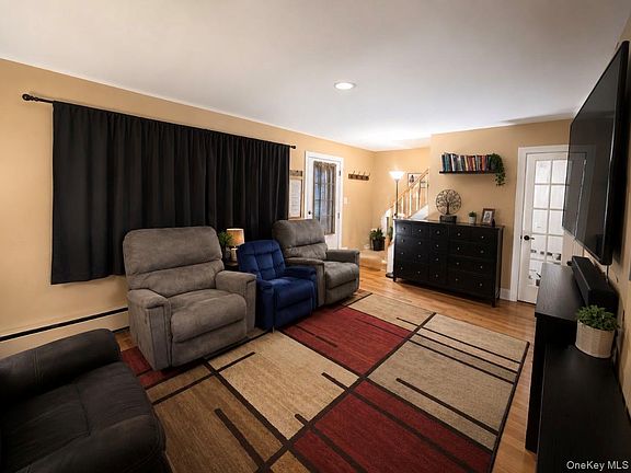 3rd image of 4 Valley Forge Court #A