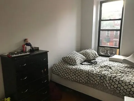 Rented by Metropolitan Realty | media 13