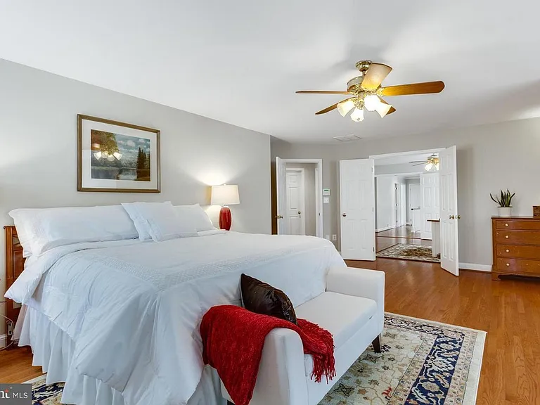 1207 Artnauman Ct — Photo 26