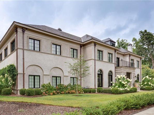 301 Wentworth Dr, Greensboro, NC 27408