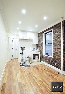 Rented by Bond New York | media 12