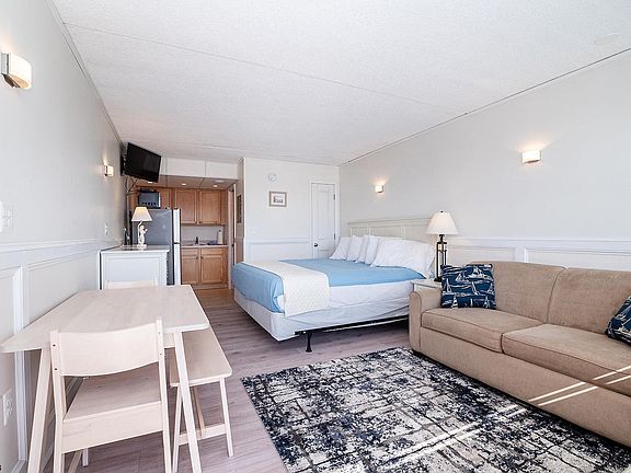 2nd image of 3408 Haven Ave APT 211