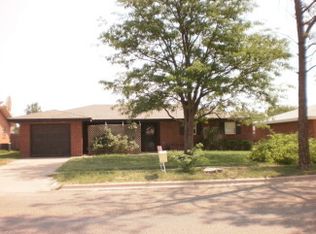 117 Elgin Ave, Levelland, TX 79336