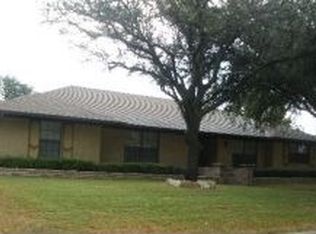 3618 Park Ridge Dr, Grand Prairie, TX 75052