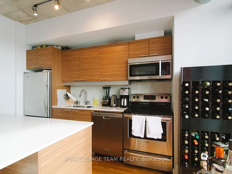 349 McLeod St #627 — Photo 5