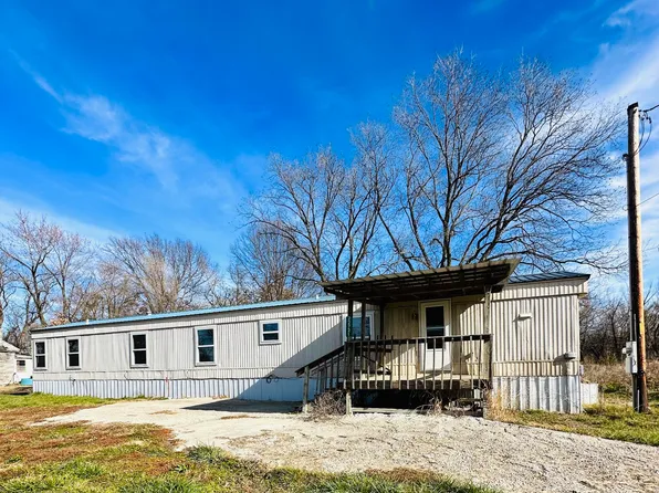 22721 Gentry Street, Weaubleau, MO 65774