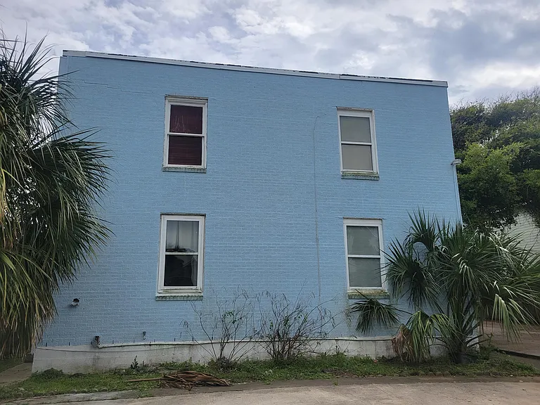 3609 Avenue S 1/2 — Photo 12