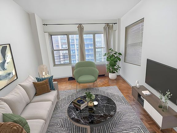 5th image of 400 E 85th St APT 14F