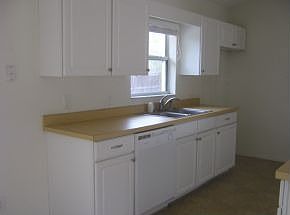 4th image of 6715 SE 52nd Pl