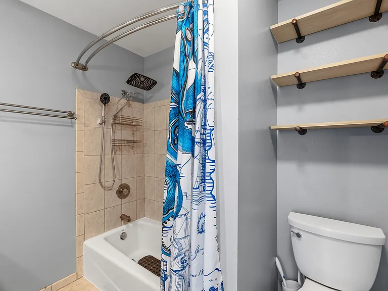 1740 N Arlington Pl #A — Photo 16