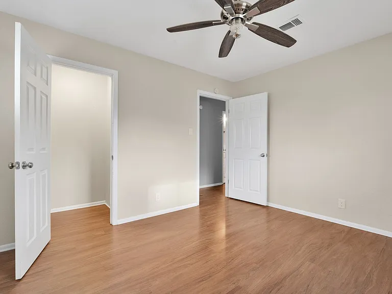 103 Shalimar Dr — Photo 24