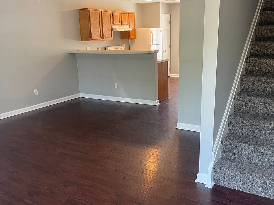 1st image of 534 Dabney Dr