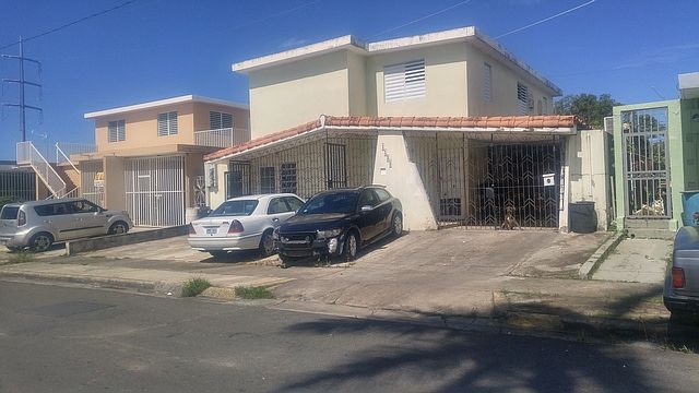 2nd image of 1135 Calle James Bond