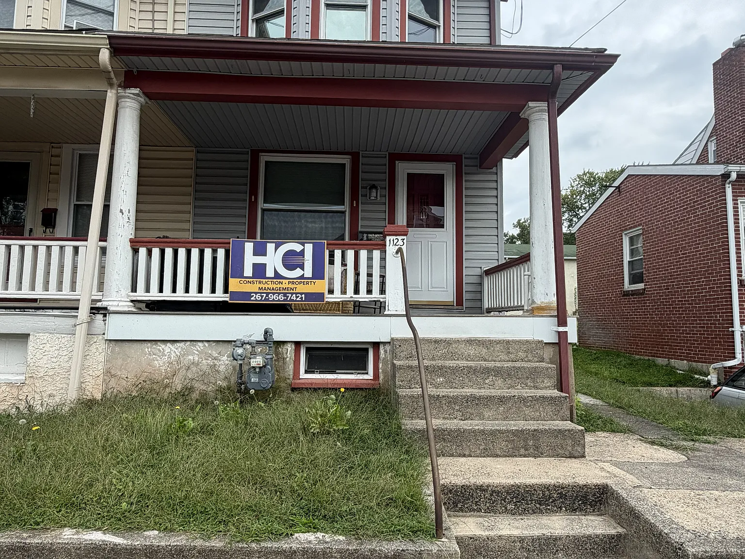 4 bed, 1400 sqft, $2,100 — Photo 1