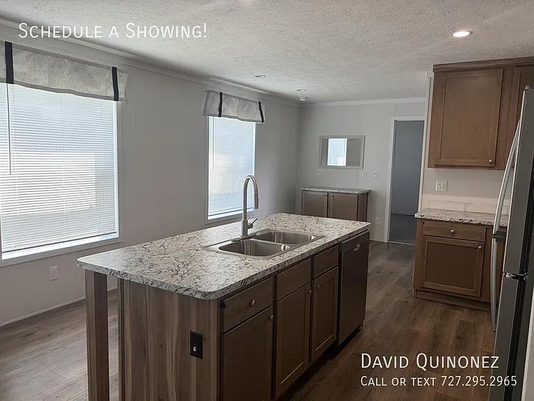 105 Azalea Ave — Photo 4