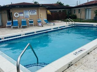 1755 Forest Hill Blvd APT 17, Lake Clarke Shores, FL 33406