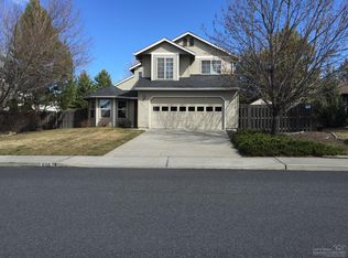 896 NE Providence Dr, Bend, OR 97701