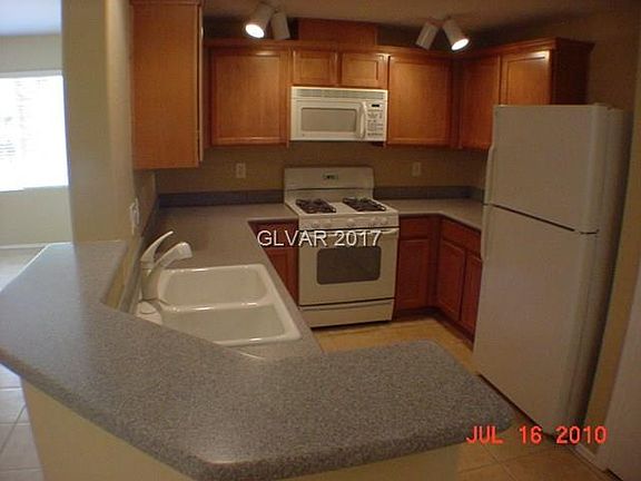 4th image of 4610 Puglia Ln Unit 101