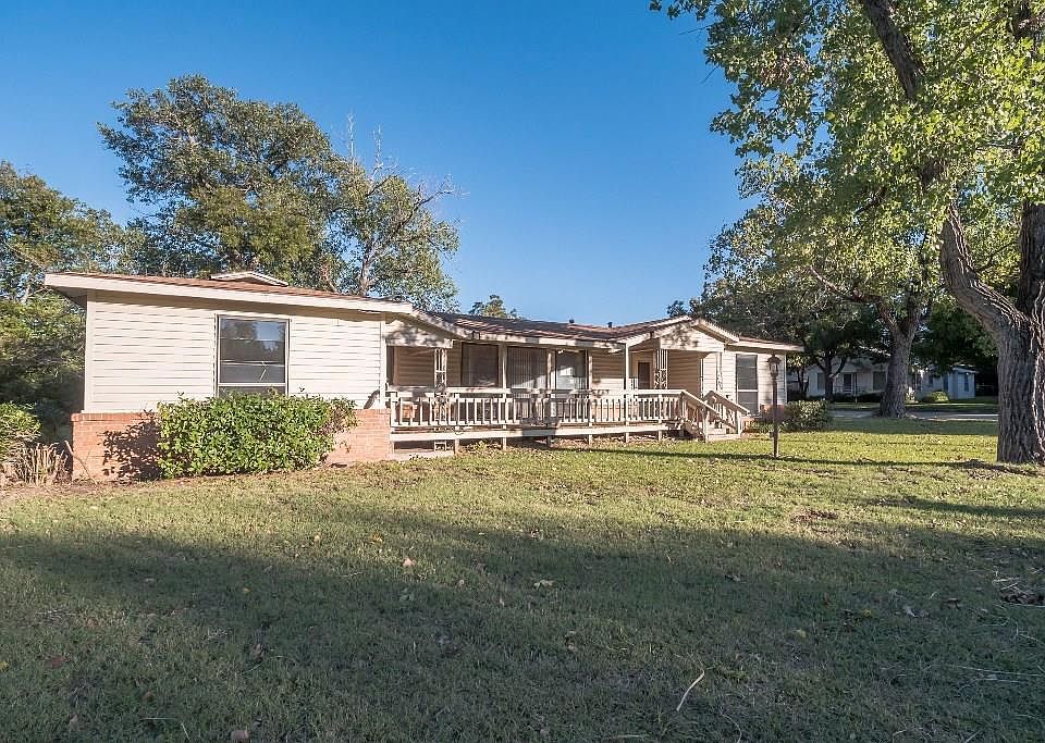 1st image of 319 Hanon Ct
