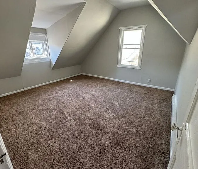 4516 Huntington Ave — Photo 12