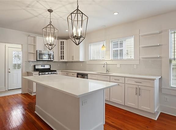 4th image of 5217 Camp St